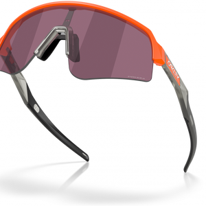 Lentes Oakley Sutro Lite Sweep Matte Neon Orange